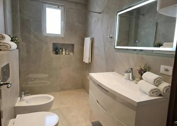 Artist Center * Tirana