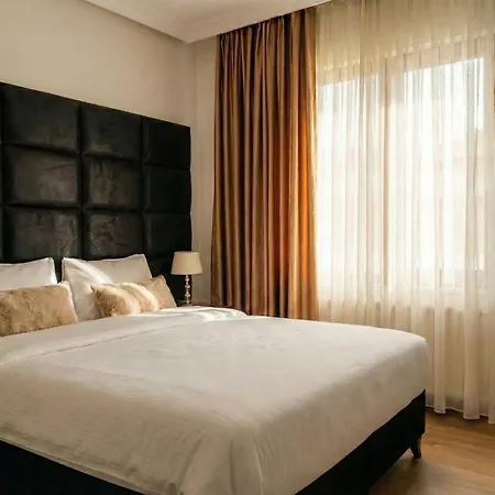Otel Artist Center *