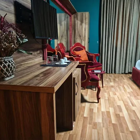 Artist Center Szálloda *