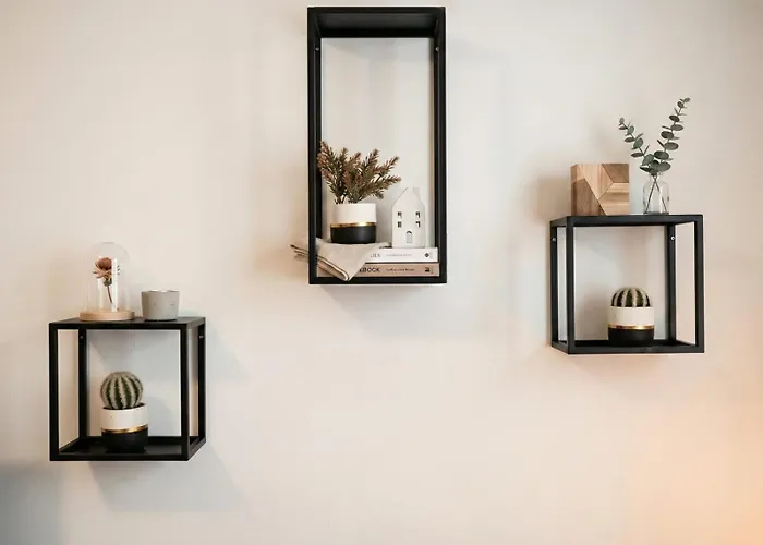 Artist Center 酒店 *