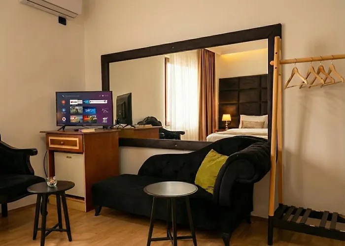 酒店 Artist Center *