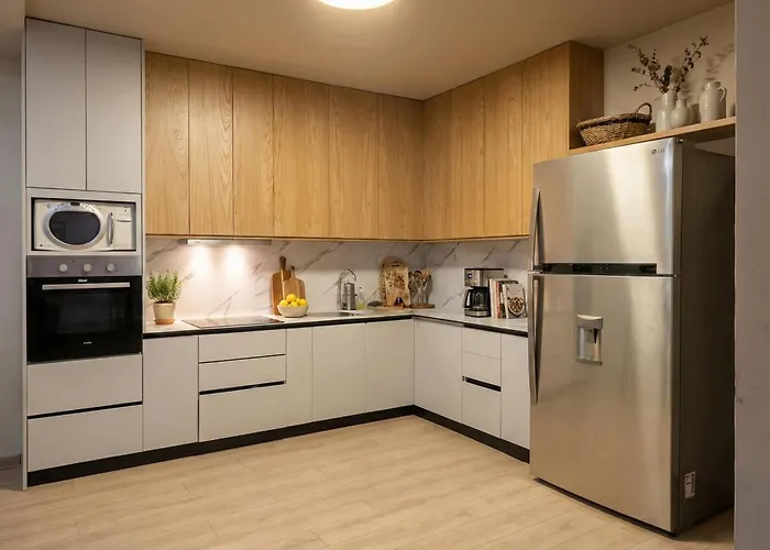 Hotel Artist Center *