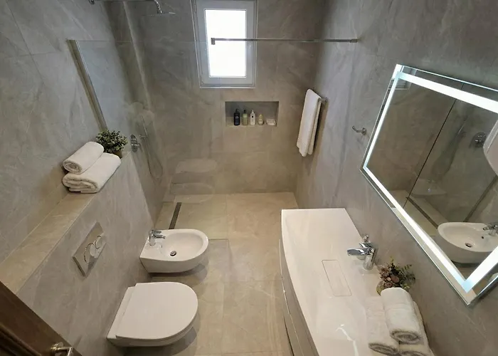 Artist Center Hotel Tirana